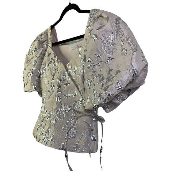 JONATHAN SIMKHAI Taylor Metallic Champagne Matelassé Puff Sleeve Wrap Top - NWT - Picture 5 of 11